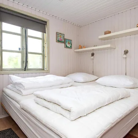 6 Person Holiday In Holiday home