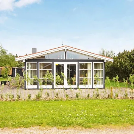 6 Person Holiday In Holiday home